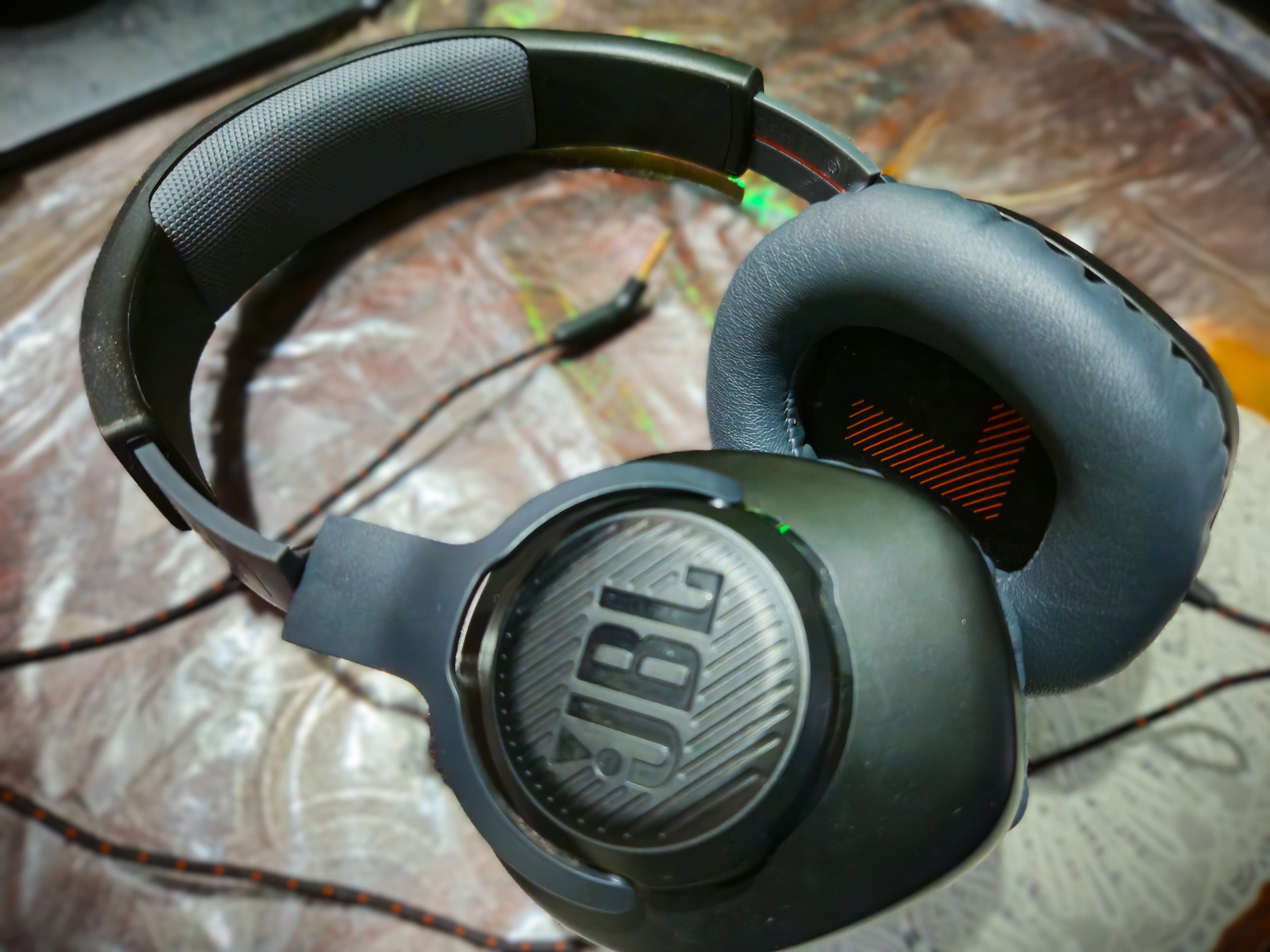JBL Quantum 100 Wired Over Ear Gaming Headphones with Mic